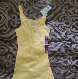 Yellow Mossimo tank top. New with tags attached